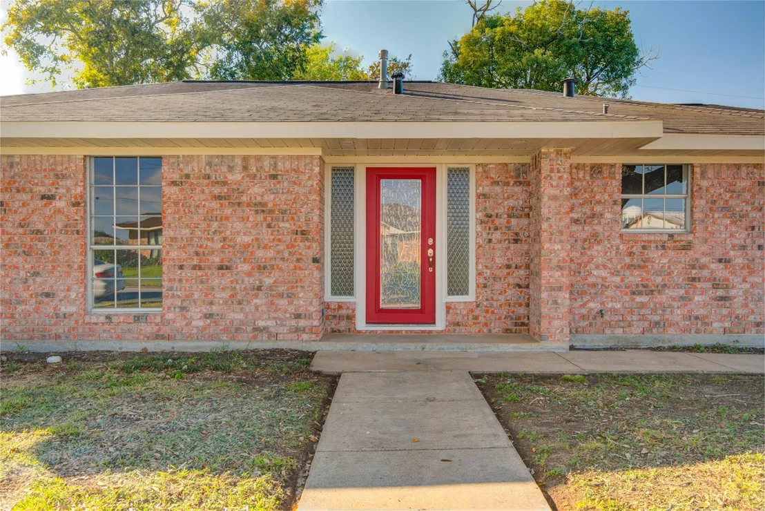 Photo of 3416 Walnut Drive