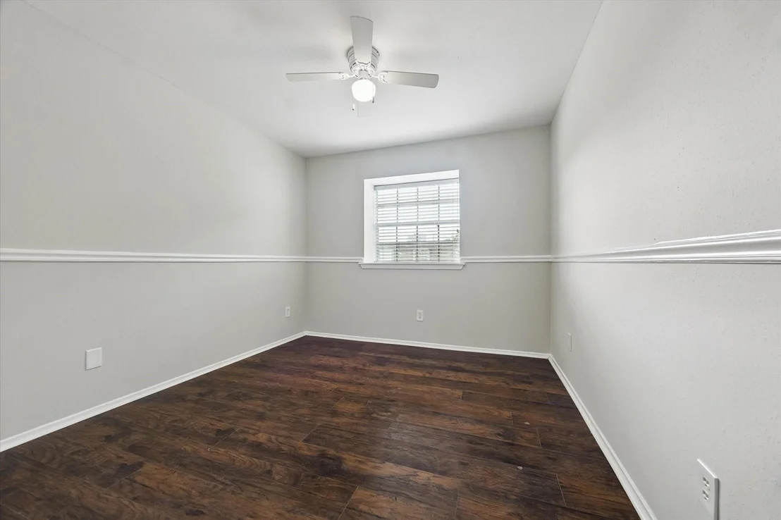 Photo of Unit 607 at 9303 Hammerly Boulevard