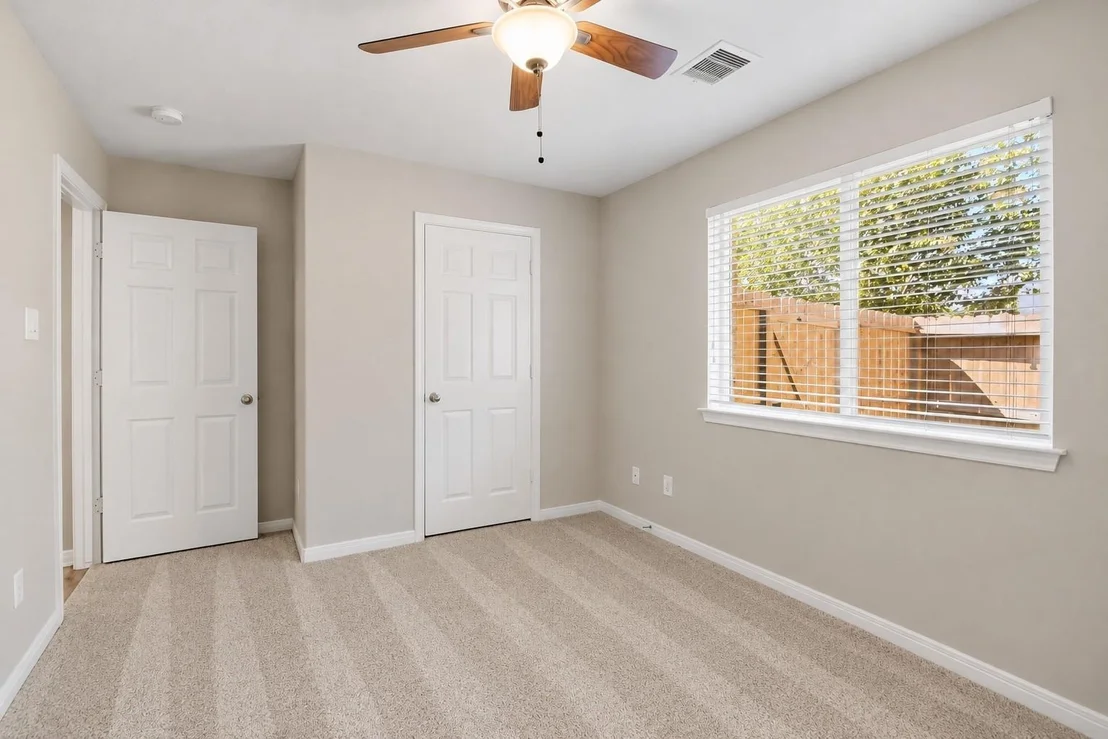 Photo of 12222 Hawthorne Drive