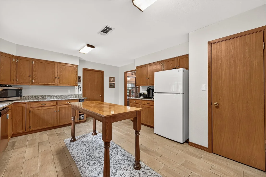 Photo of 1135 Buescher Road