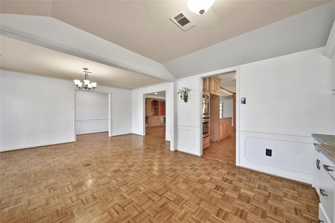 Photo of 1147 Thornton Road