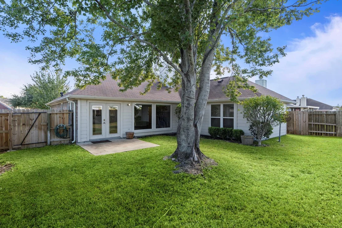 Photo of 6231 Pleasant Stream Drive