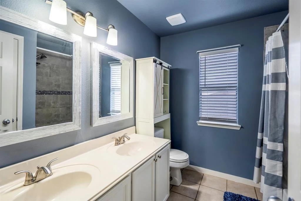 Photo of 11947 Solon Springs Drive