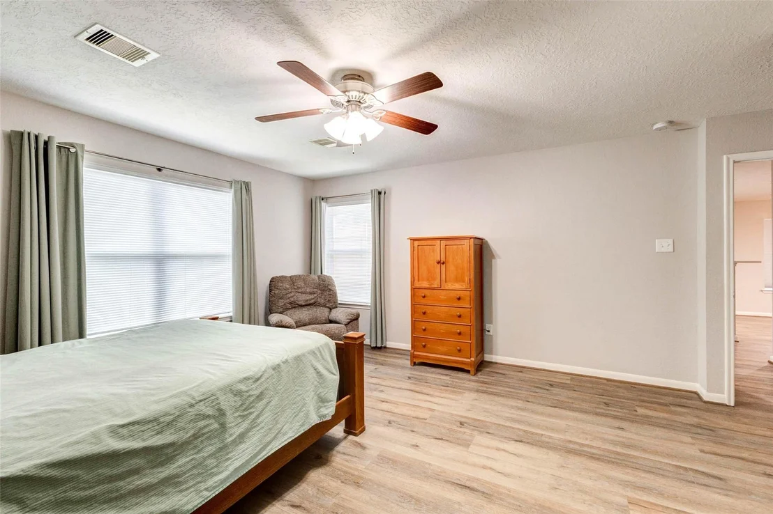 Photo of 15214 Thistle Rock Lane