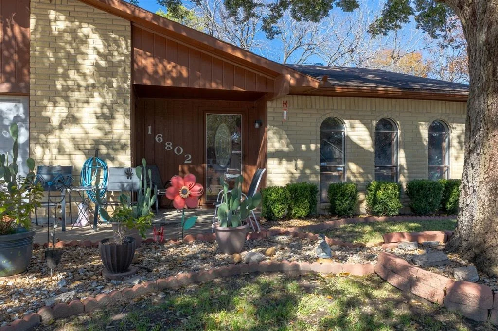 Photo of 16802 Glamis Lane