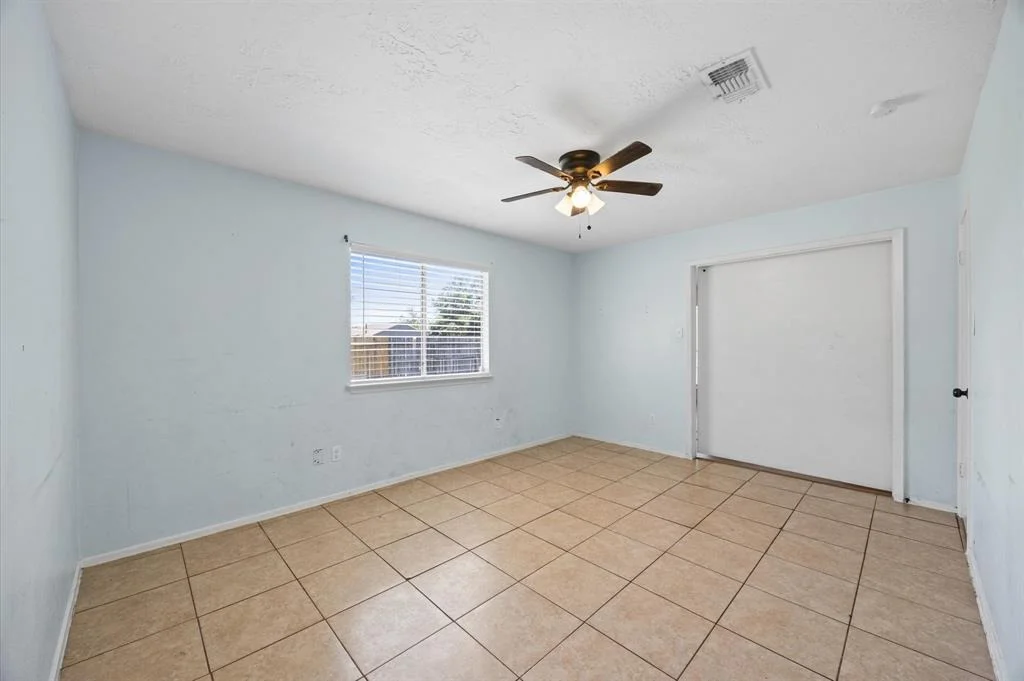 Photo of 20114 Lions Gate Drive