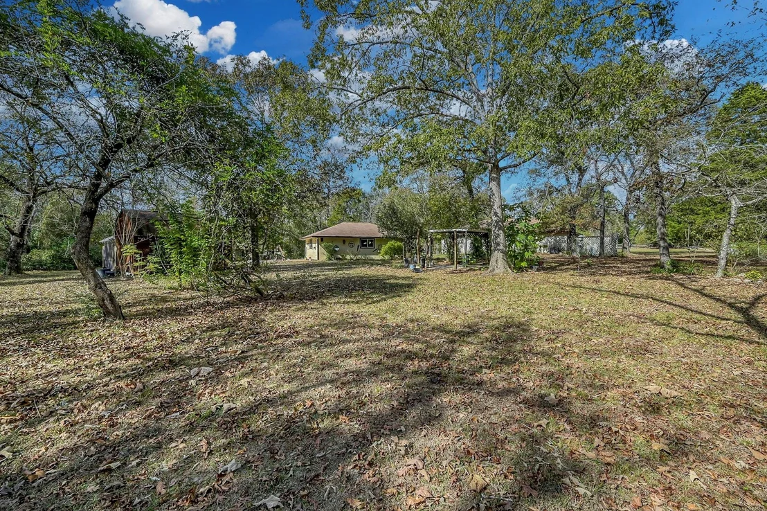 Photo of 16310 Weaver Lane