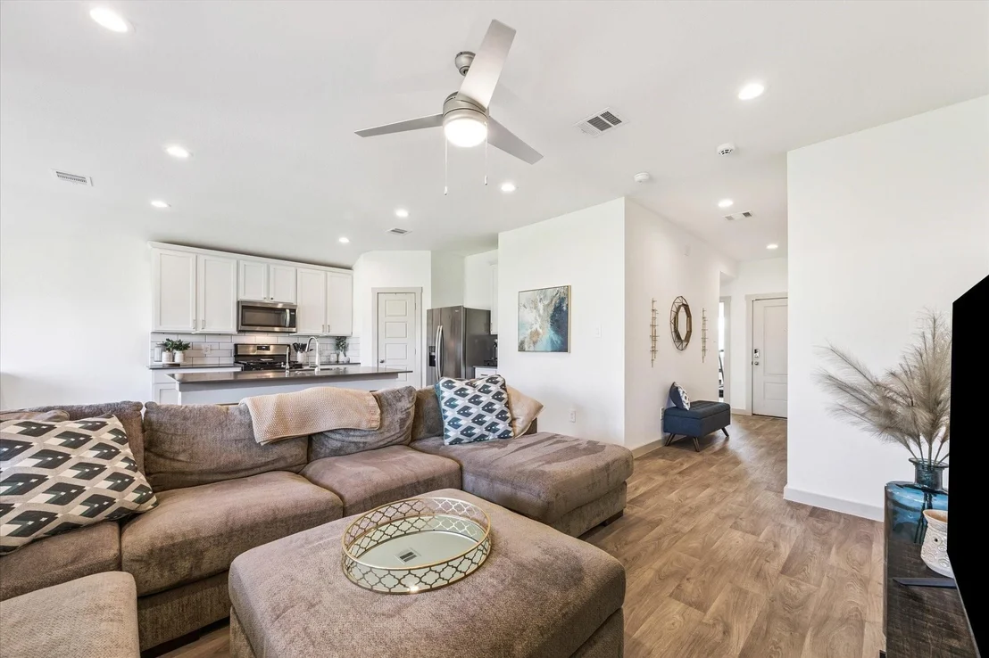 Photo of 8018 Buck Lane