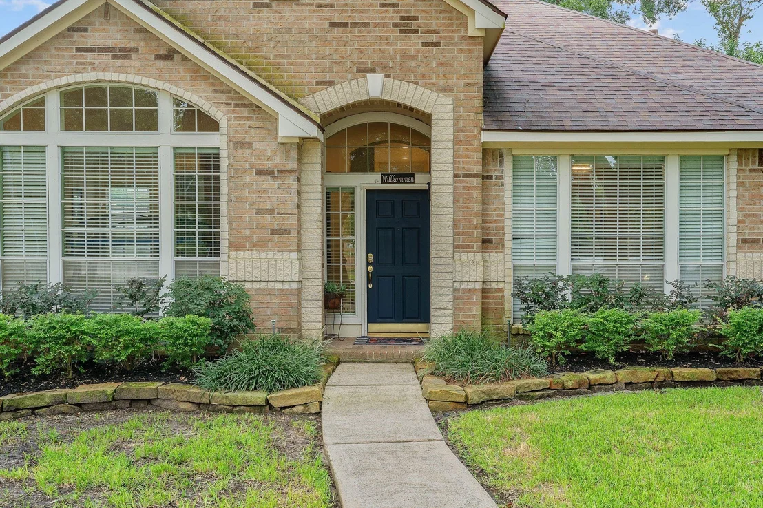 Photo of 30639 Victoria Estates Drive