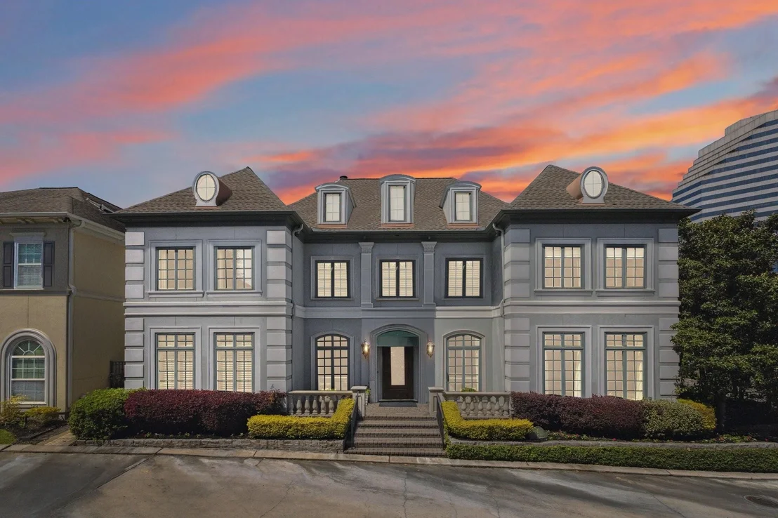 Photo of 1 Exbury Way
