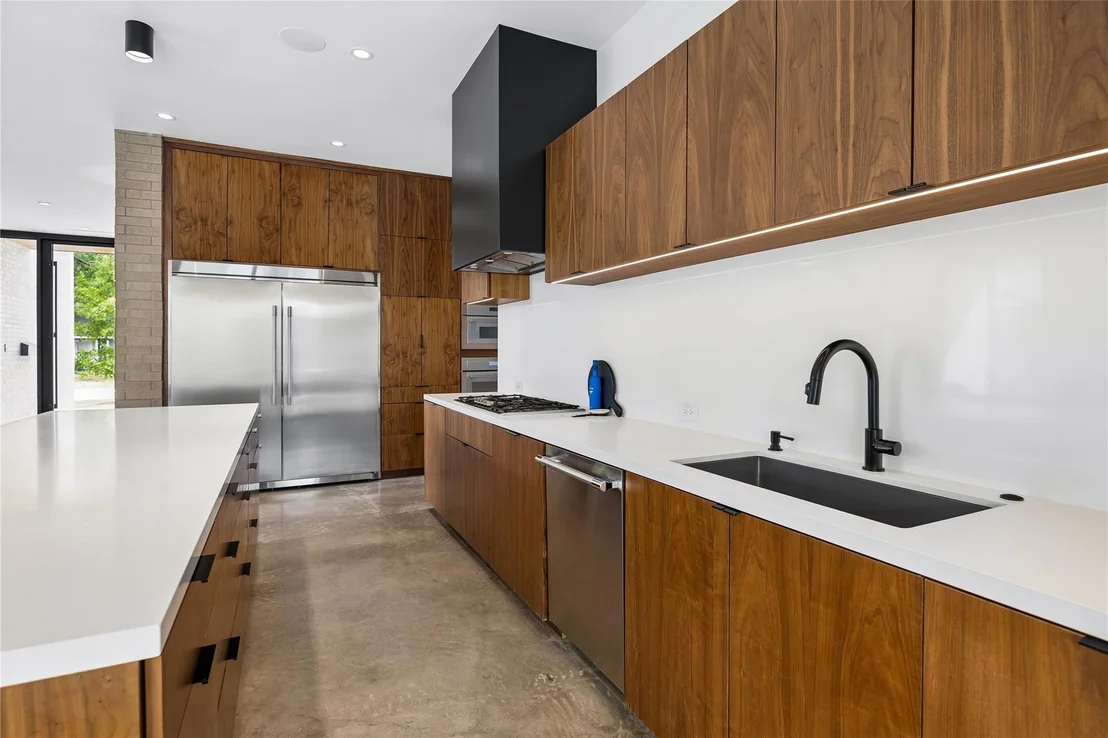 Photo of 1726 Viking Drive