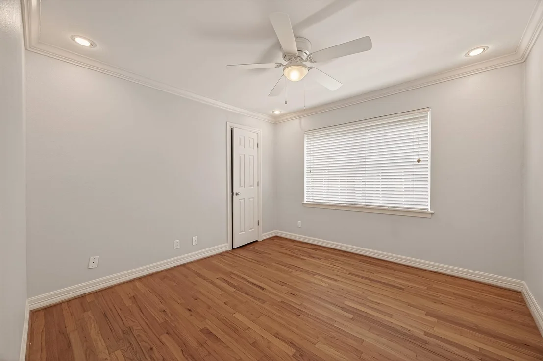 Photo of 10807 Oasis Drive