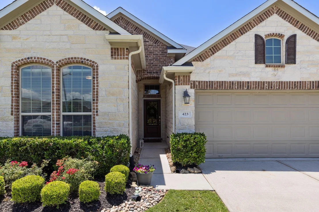 Photo of 423 Terra Vista Circle