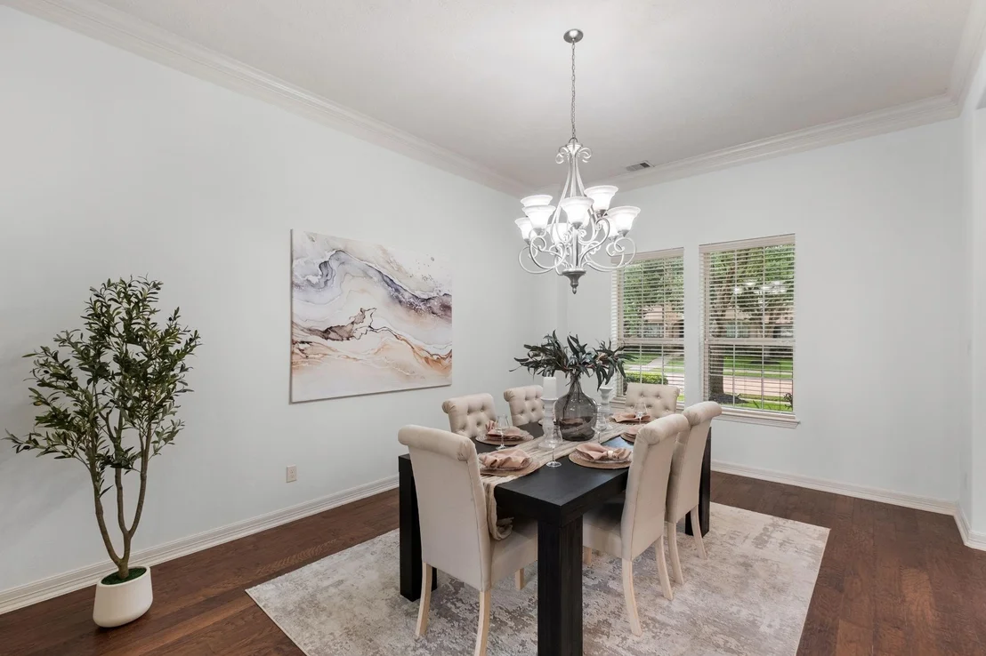Photo of 28003 Iberville Glen Drive