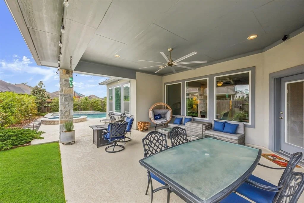 Photo of 3820 Hawthorn Shadow Court