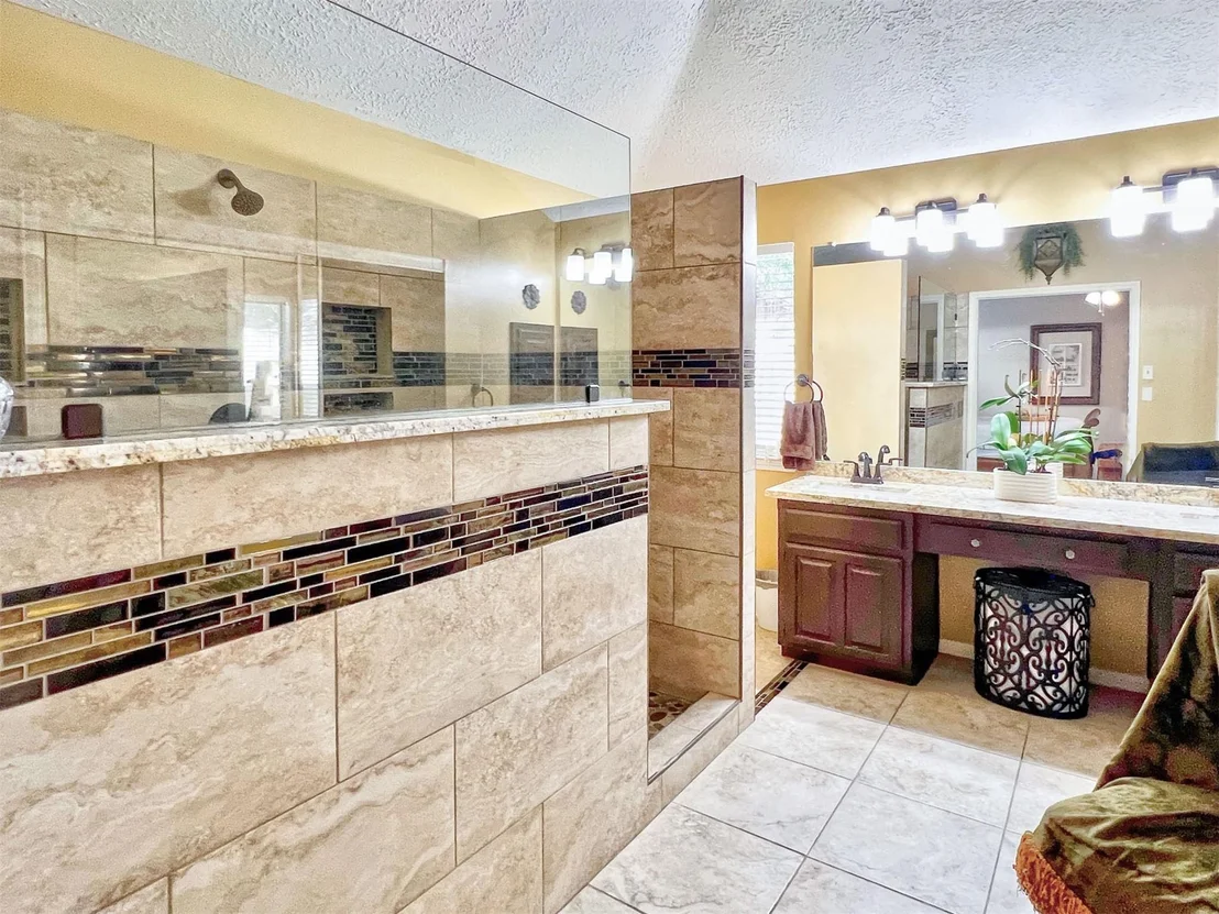 Photo of 12510 Millvan Drive