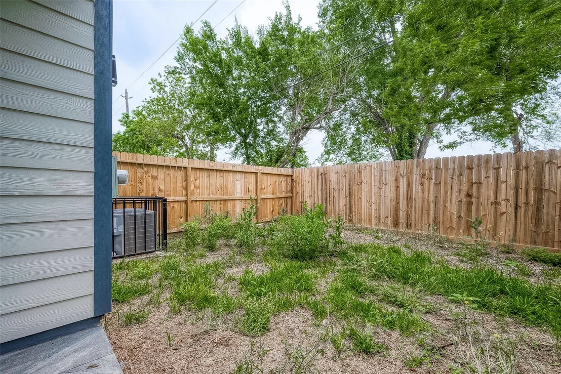 Photo of 7108 Saint Augustine Street