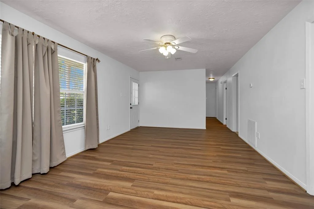 Photo of 814 Whipporwill Road