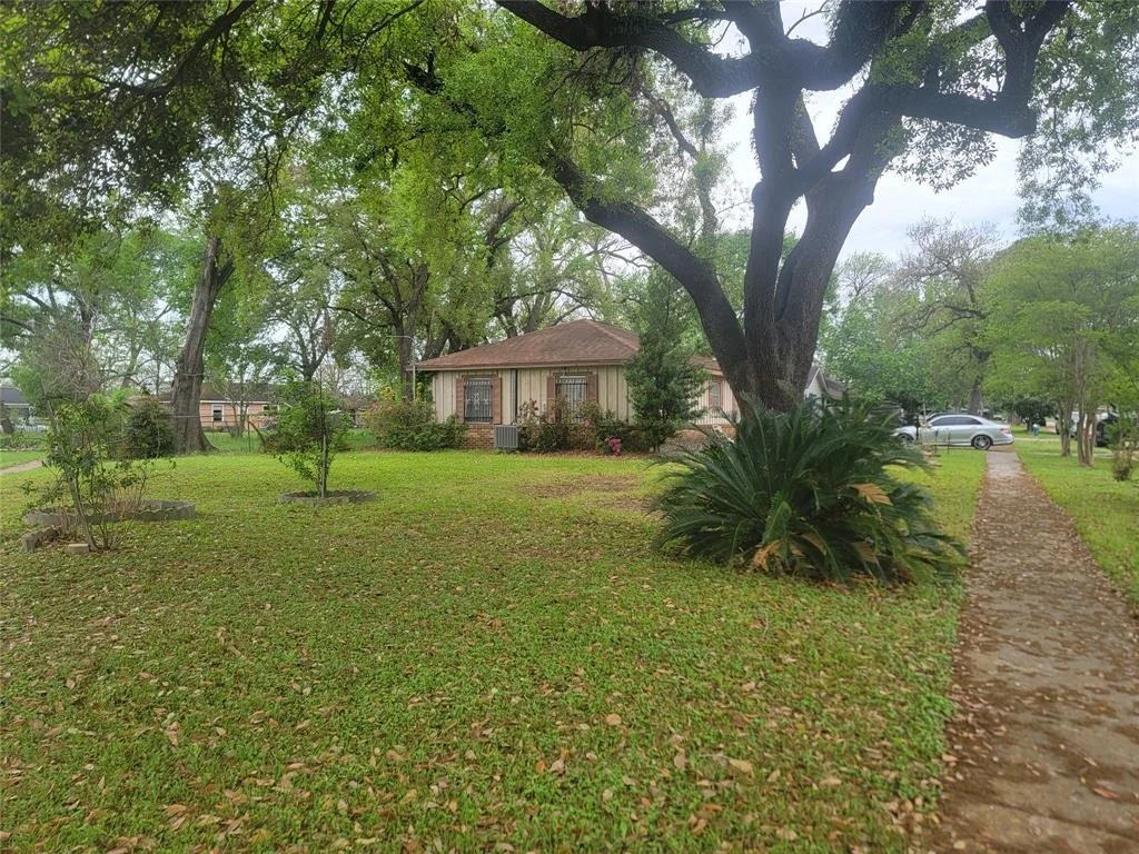 Photo of 8209 Western Drive