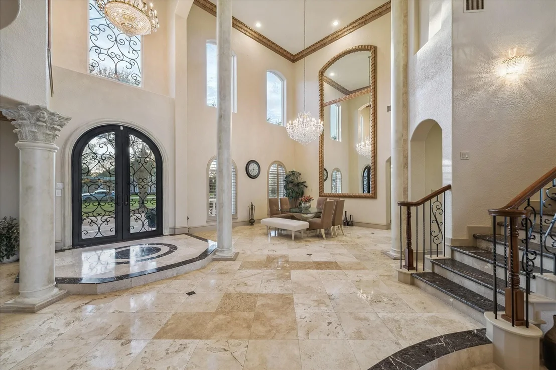 Photo of 18 Sovereign Circle