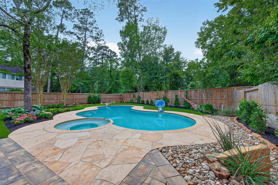 Photo of 31 Sagamore Bend Place