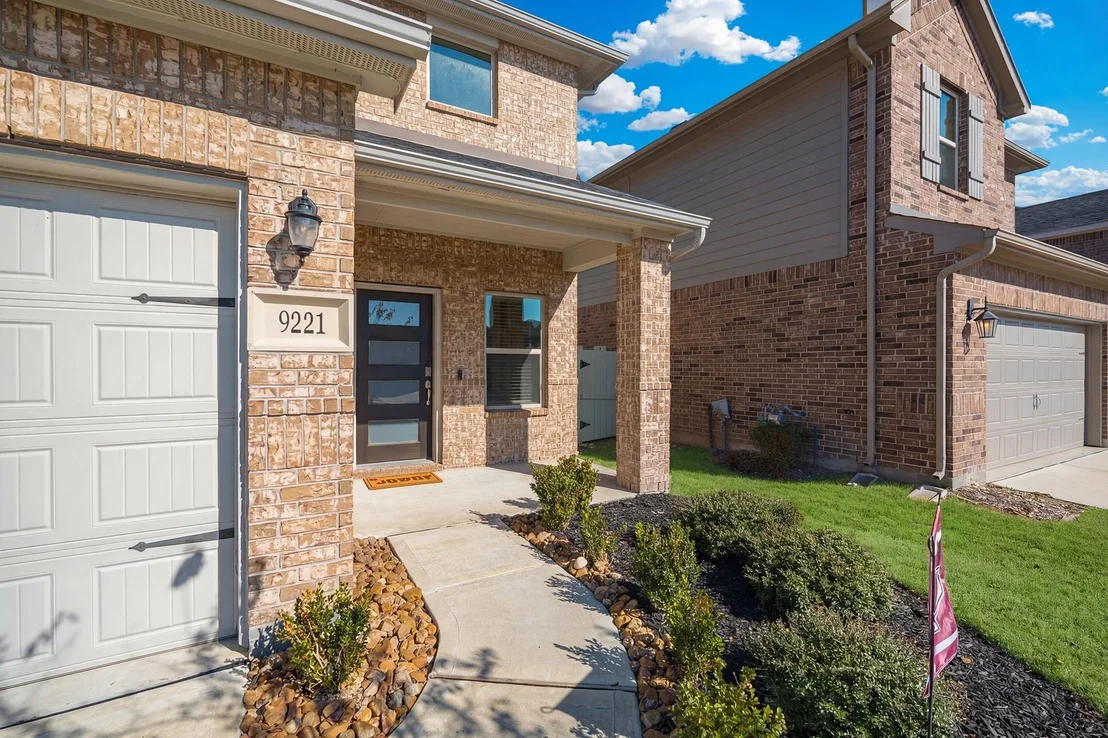 Photo of 9221 Inland Leather Lane