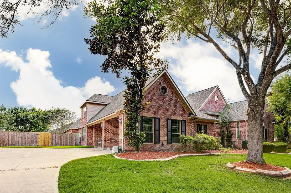 Photo of 1110 Lake Grayson Drive