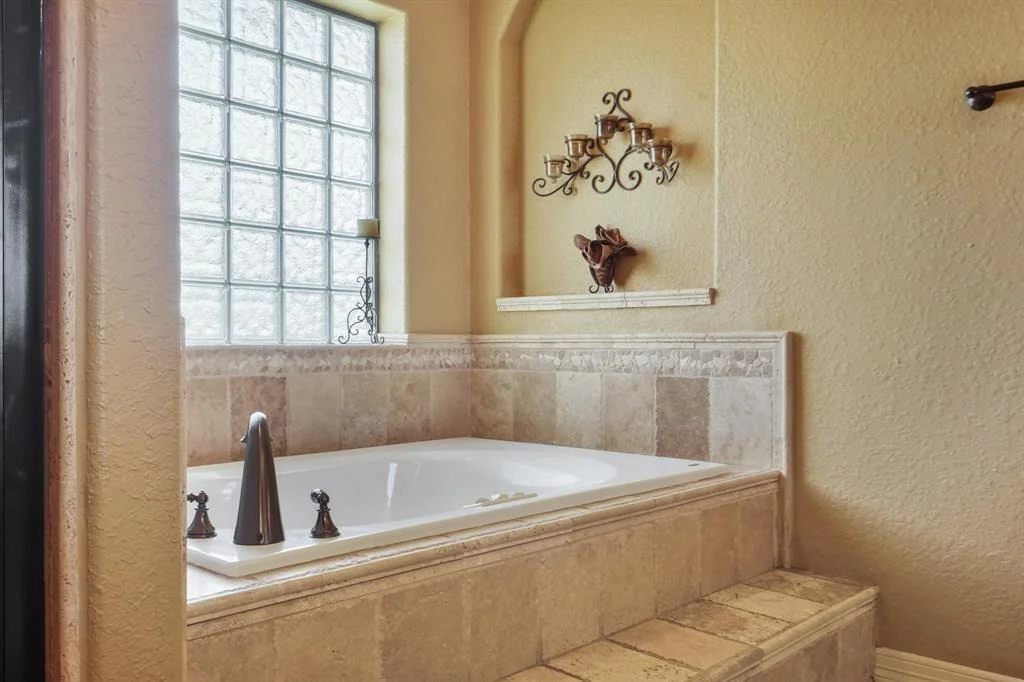 Photo of 16110 Rodale Drive