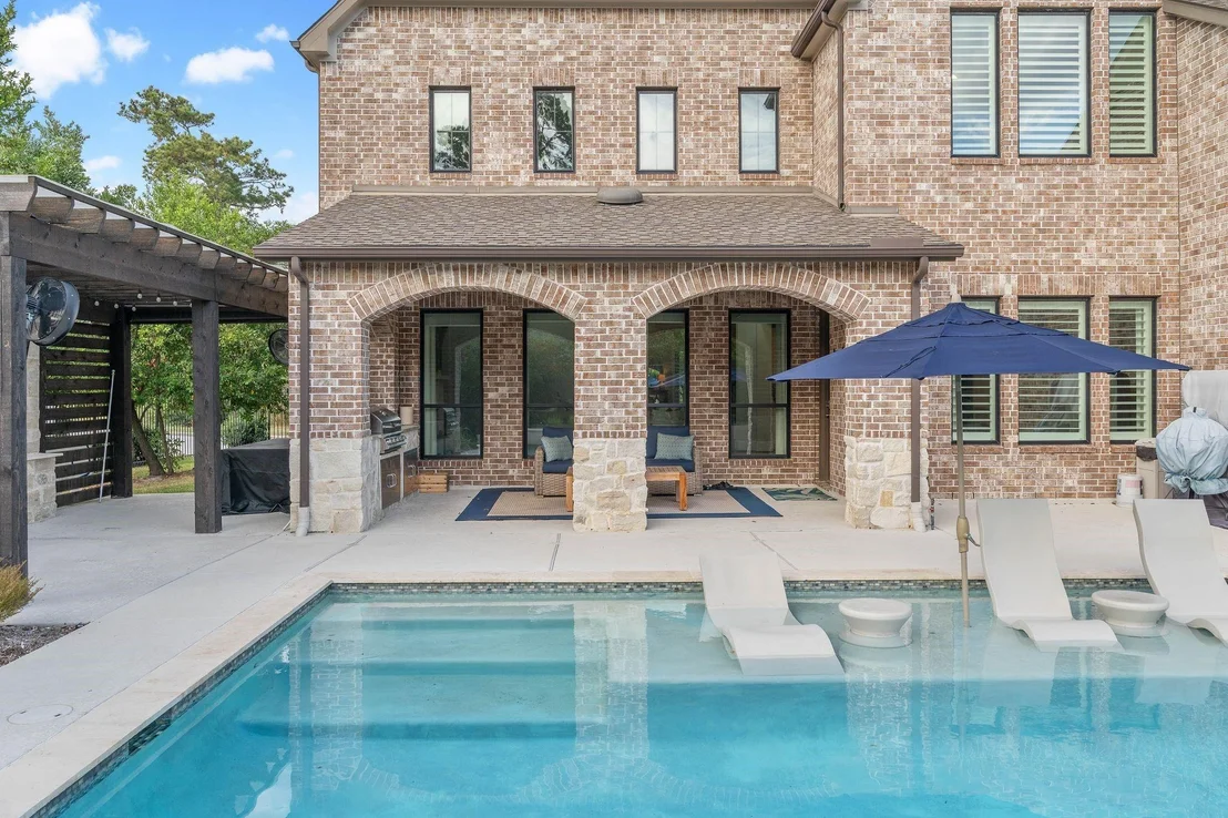 Photo of 122 N Winter Sunrise Circle