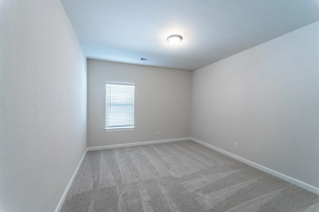 Photo of 710 Woodbinde