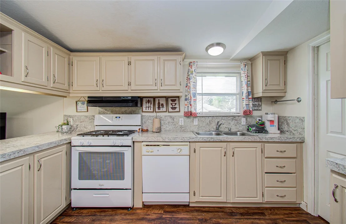 Photo of 36 W Old Field Drive