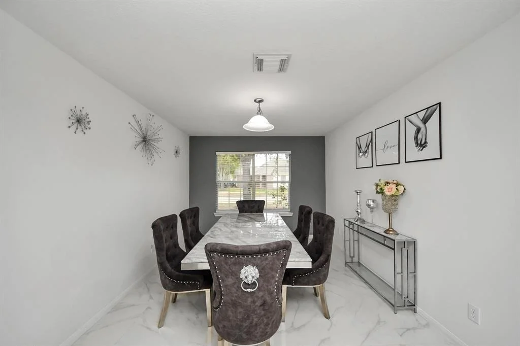Photo of 6043 Moscone Court