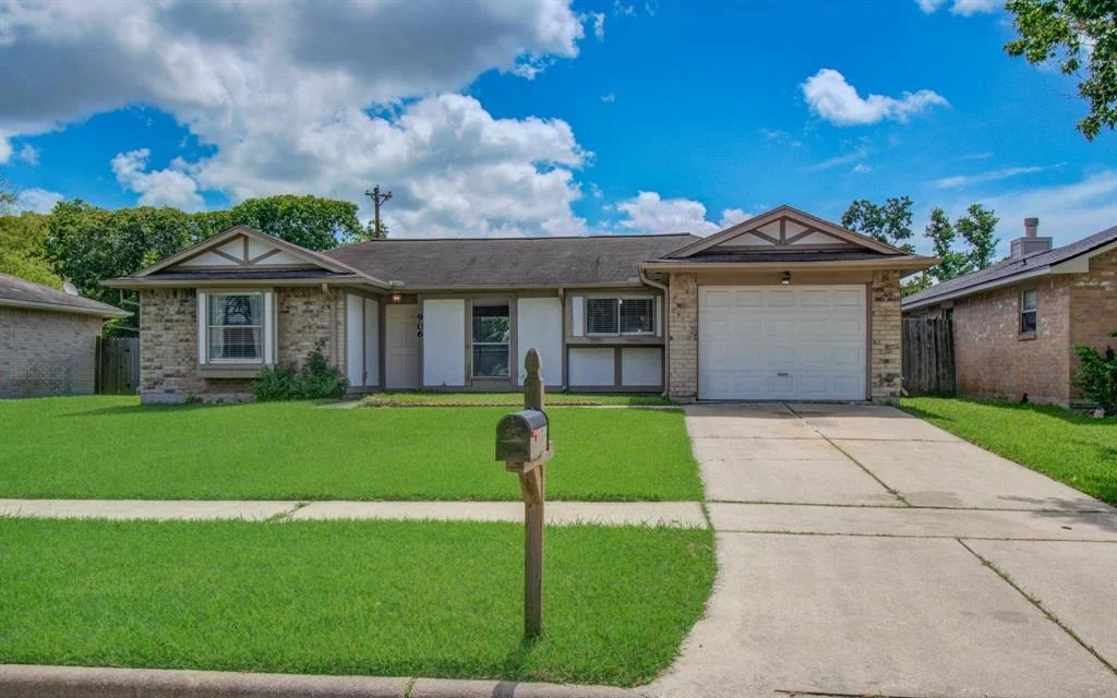 Photo of 906 Dixie Drive