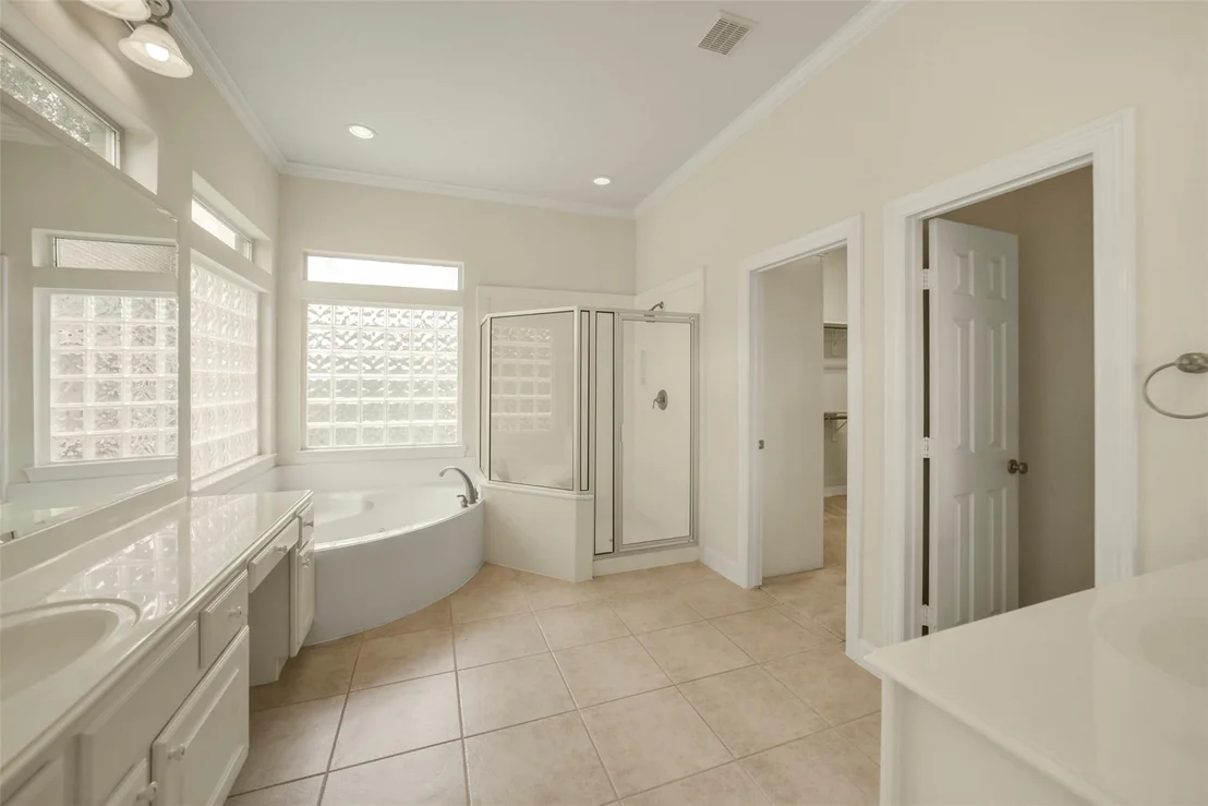 Photo of 4711 N Pine Brook Way