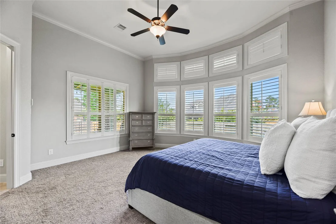 Photo of 1002 Pleasant Pines Lane