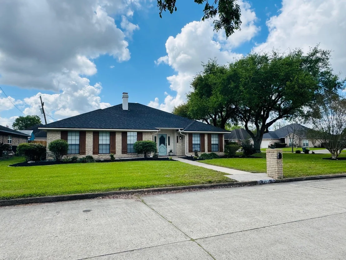 Photo of 7095 Glen Willow Drive