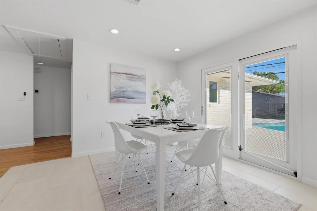 Photo of 5221 Libbey Lane