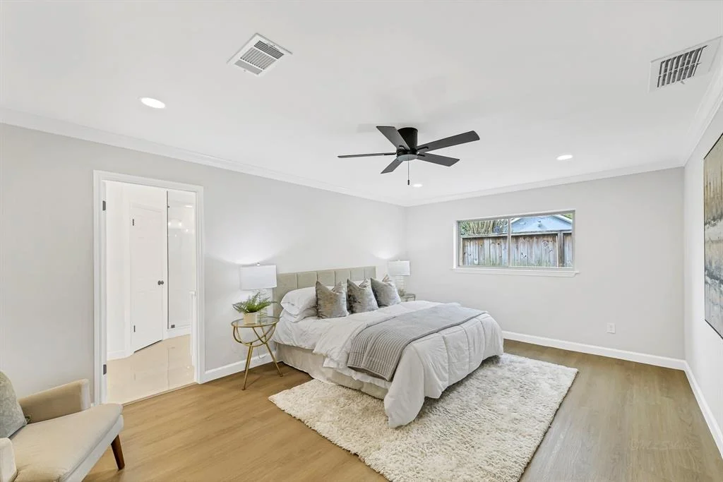 Photo of 7911 Portal Drive
