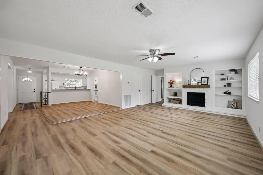 Photo of 16023 Cavendish Drive