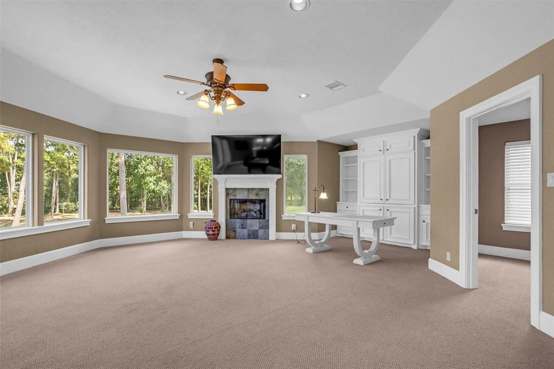 Photo of 348 W Pines Drive