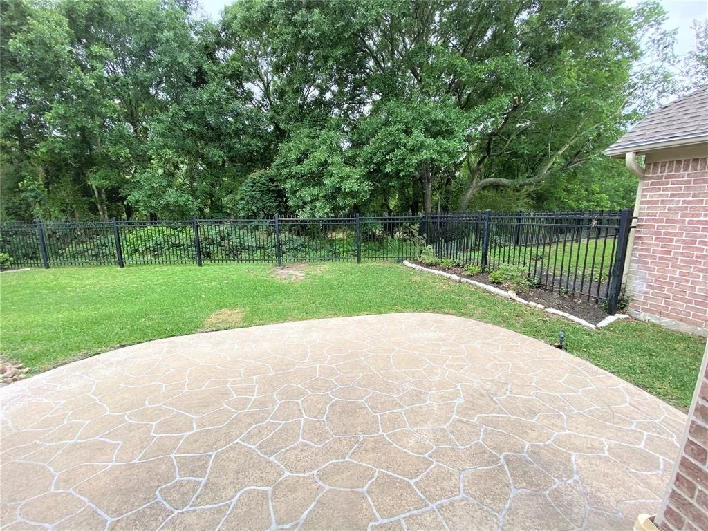Photo of 23819 Hamptonshire Lane