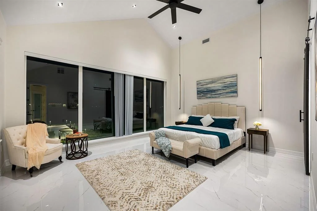 Photo of 3227 River Bend Drive