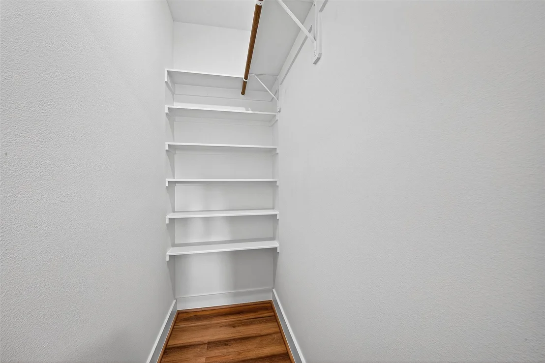 Photo of 2826 Drew Street