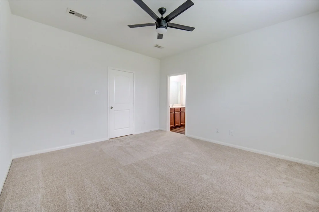 Photo of 1033 Texas Timbers Drive