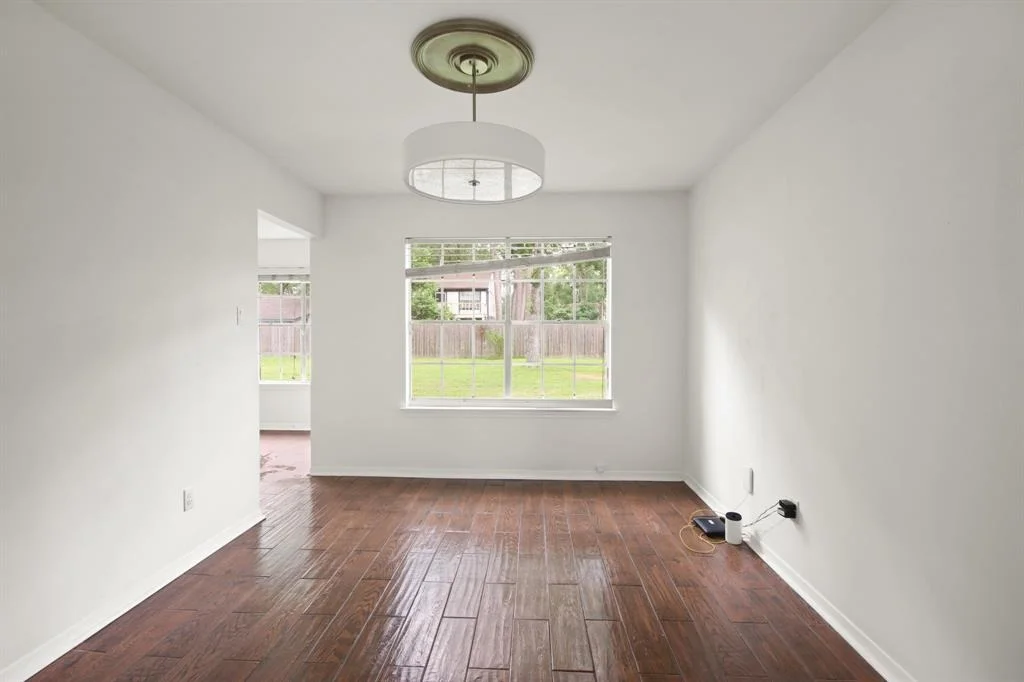 Photo of 2211 Willow Point Drive