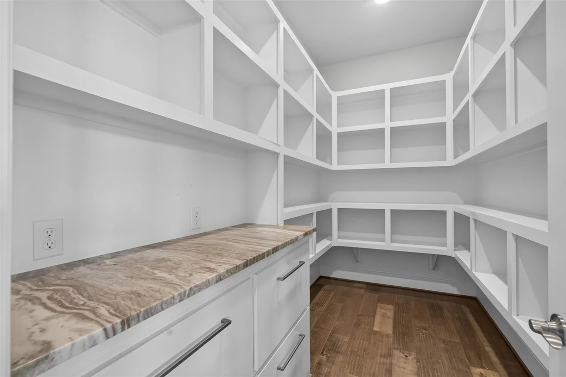 Photo of 31424 Creekside Oaks Lane