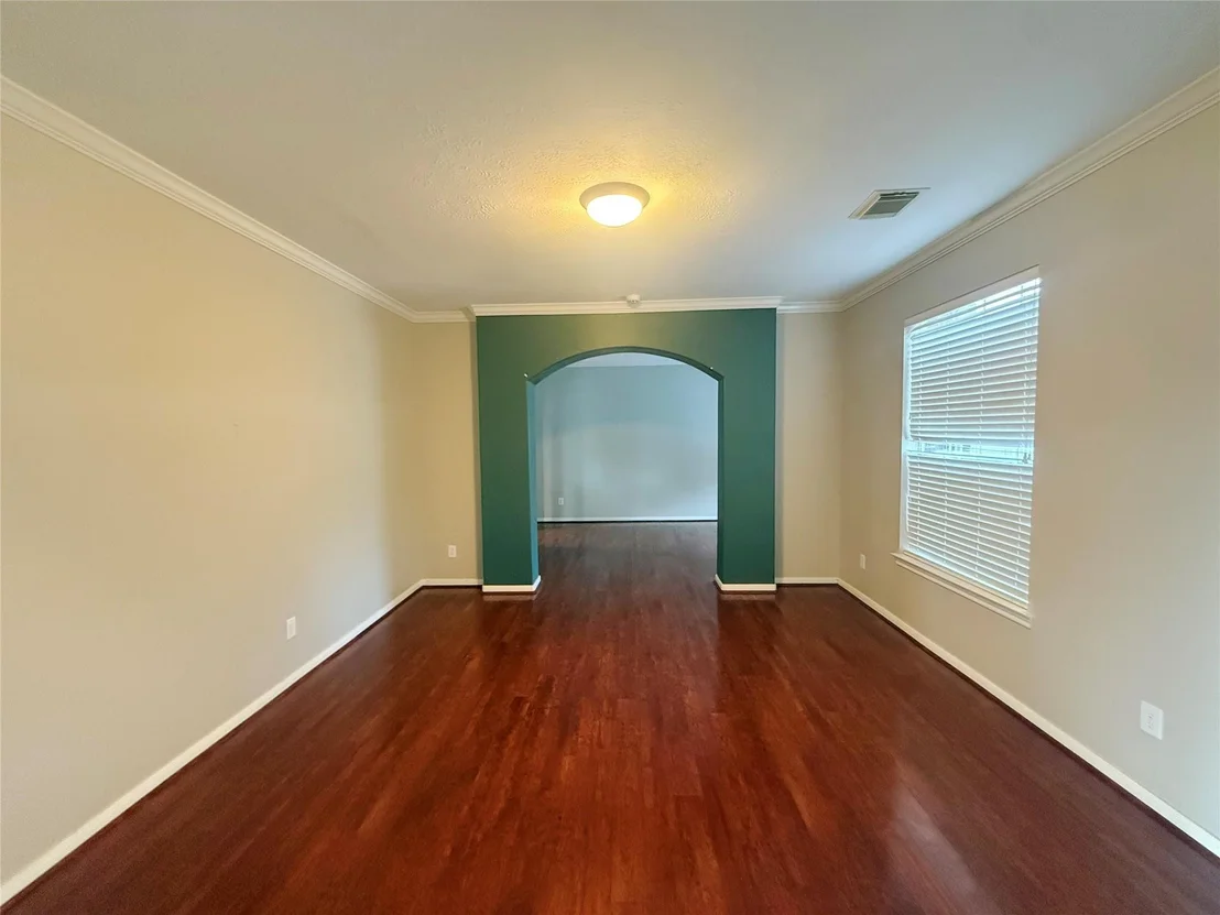 Photo of 19414 Countryroad Drive