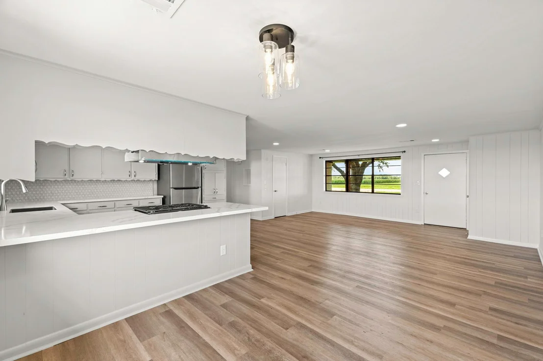 Photo of 2606 Long Lane