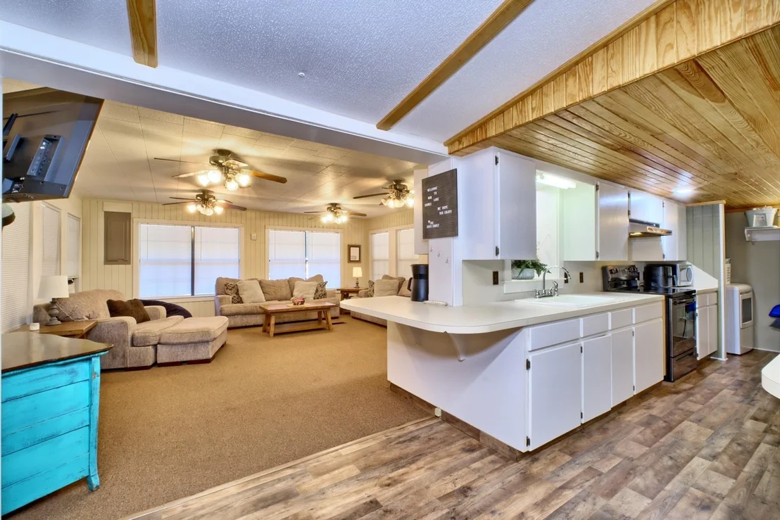Photo of 260 Rudd Road