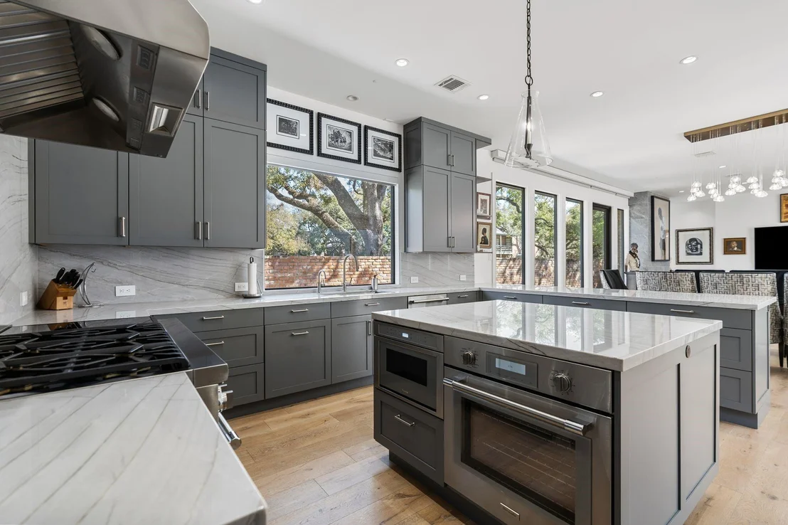 Photo of 2130 Stanmore